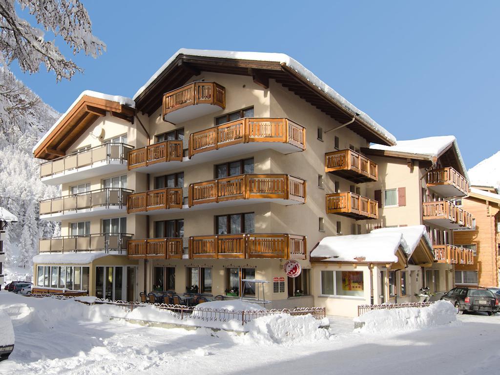 Hotel Monte-Moro Saas-Almagell Exteriör bild